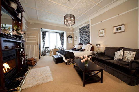 Melba House Bed And Breakfast - Tourism Hervey Bay 3