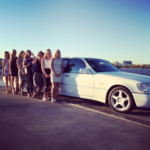Valley Limousines - Hervey Bay Accommodation 0