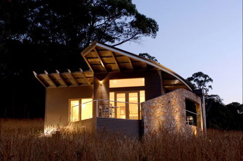 The Buckland - Studio Retreat - Hervey Bay Accommodation 0