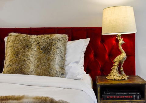 Farmers Arms Hotel & Art Suites Daylesford - Hervey Bay Accommodation 11