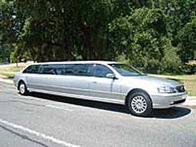 In Vogue Limousines - Hervey Bay Accommodation 1