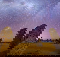 Pinnacles Sunset Dinner and Wildlife Experience a Small Group Tour - Hervey Bay Accommodation