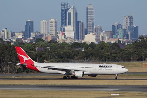 Airport Transfer-Fremantle To Perth Airport - Hervey Bay Accommodation 1