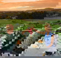 2-Day Yarra Valley Wine Tour with Luxury Vineyard Resort Stay