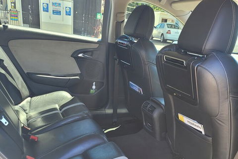 Melbourne Airport Arrival Or Departure Luxury Car Transfers - Tourism Hervey Bay 4