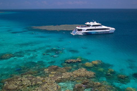Silversonic Outer Great Barrier Reef Dive And Snorkel Cruise From Port Douglas - Tourism Hervey Bay 2