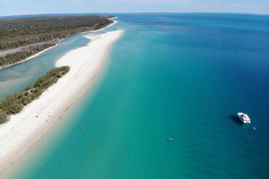 Fraser Island West Coast BBQ Lunch Cruise from Hervey Bay Including Kayaking and Swimming