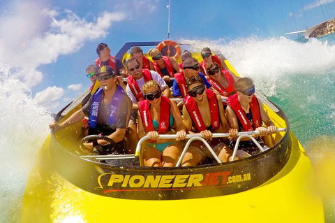 Airlie Beach Jet Boat Thrill Ride - Hervey Bay Accommodation 8