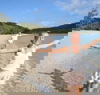 1-Night Whitsundays Tour by Catamaran with Paradise Cove Resort from Airlie Beach - Hervey Bay Accommodation