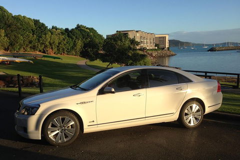Limo From Proserpine Airport To Airlie Beach - Hervey Bay Accommodation 0