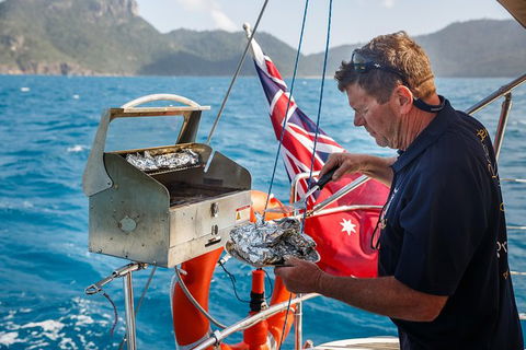 3-Night Whitsundays Private Charter Aboard Cruising Yacht Milady - Hervey Bay Accommodation 9