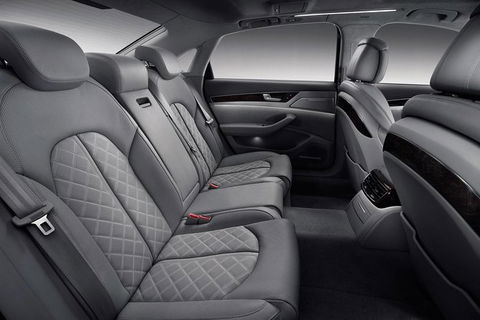 Arrival Private Transfer Sydney Airport SYD To Sydney By Business Class Car - Hervey Bay Accommodation 1