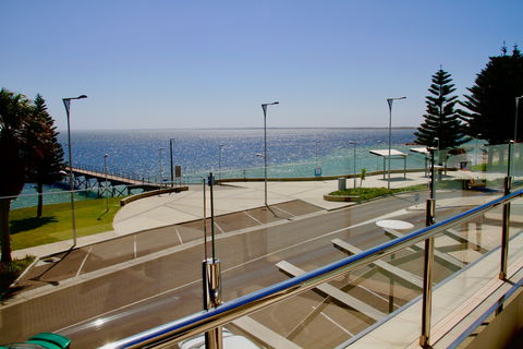 Ceduna Jetty - Hervey Bay Accommodation 2