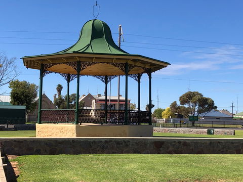 Davies Square, Wallaroo - Hervey Bay Accommodation 0