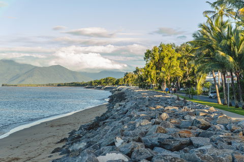 Machans Beach - Tourism Hervey Bay 1