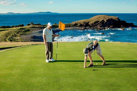 Crescent Head Country Club Golf Course - Hervey Bay Accommodation 1