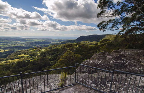 Illawarra Lookout Walking Track - Tourism Hervey Bay 0