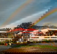 Stefani Hilltop Gallery - Hervey Bay Accommodation