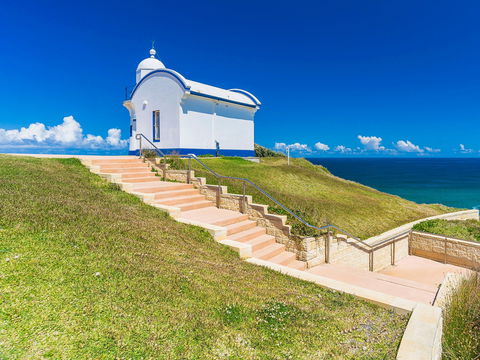 Tacking Point Lighthouse - Hervey Bay Accommodation 0