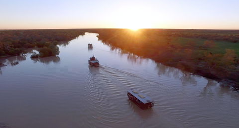Thomson River, Longreach - Hervey Bay Accommodation 0