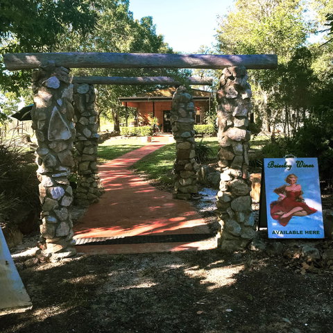 Childers Wine Trail - Hervey Bay Accommodation 1