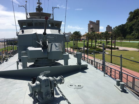 HMAS Gladstone - Hervey Bay Accommodation 1