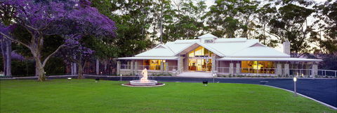 Ken Duncan Gallery - Hervey Bay Accommodation 0