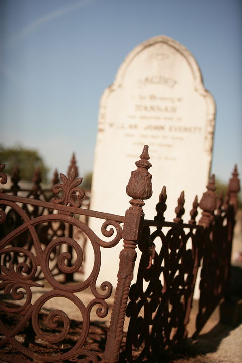 Mathoura Pioneer Cemetery - Tourism Hervey Bay 0