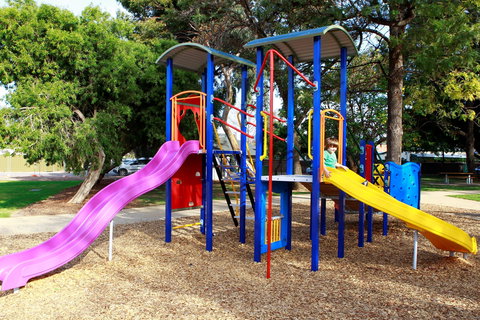 Old Gum Tree Reserve - Hervey Bay Accommodation 0