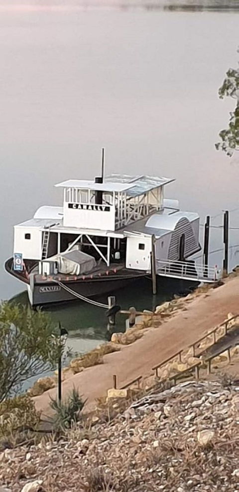 PS Canally - Morgan SA - Hervey Bay Accommodation 0