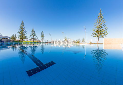 Scarborough Beach Pool - Hervey Bay Accommodation 0