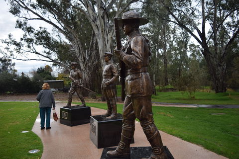 VC Memorial Park - Honouring Our Heroes - Hervey Bay Accommodation 1