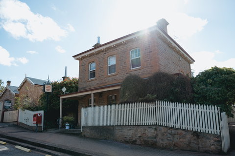 Auburn - Hervey Bay Accommodation 2