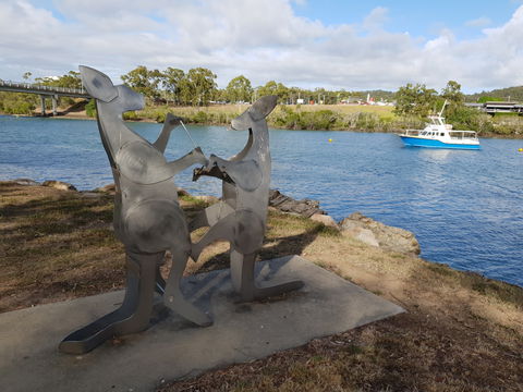 Boyne Tannum Turtleway Artscape - Hervey Bay Accommodation 2