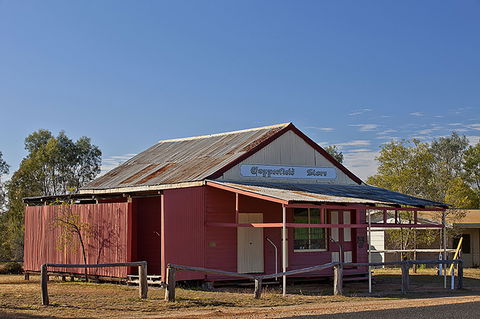 Copperfield Store, Chimney And Cemetery - Tourism Hervey Bay 1