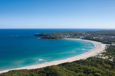 Fingal Bay Beach - Hervey Bay Accommodation 0