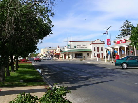 Minlaton - Hervey Bay Accommodation 0