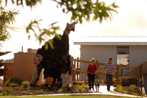 Newman's Horseradish Farm And Rusticana Wines - Tourism Hervey Bay 1