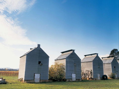 Taylors Gap To Myrtleford 10.5 Km - Hervey Bay Accommodation 1