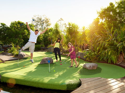 Victoria Park Golf Complex - Tourism Hervey Bay 0