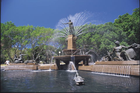Archibald Fountain - Hervey Bay Accommodation 0