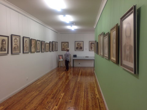 Doris Golder Wool Art Gallery - Hervey Bay Accommodation 2