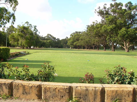 Pinjarra Golf Club - Tourism Hervey Bay 1