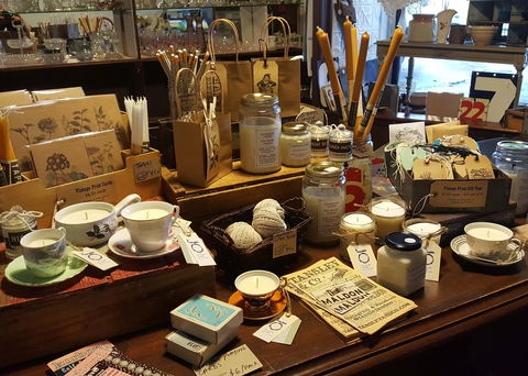 Tansley & Co Vintage Merchants - Hervey Bay Accommodation 2