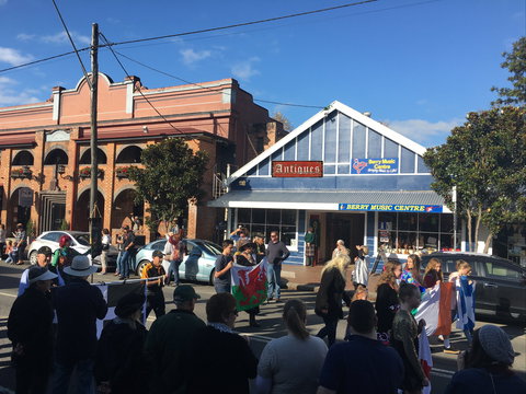 Broughton Antiques - Hervey Bay Accommodation 2