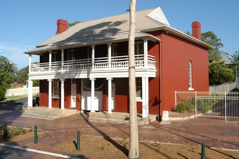 Campbelltown Heritage And Cultural Walk - Tourism Hervey Bay 1