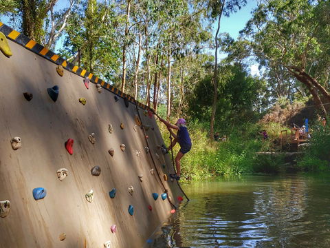 Challenge Hill - Tourism Hervey Bay 0