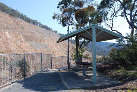 Dartmouth Dam Wall Picnic Area - Hervey Bay Accommodation 1