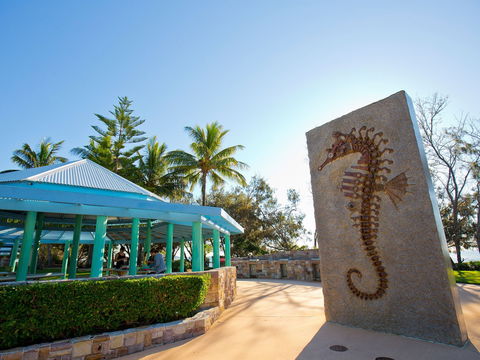 Millennium Esplanade And Tannum Sands Beach - Hervey Bay Accommodation 1