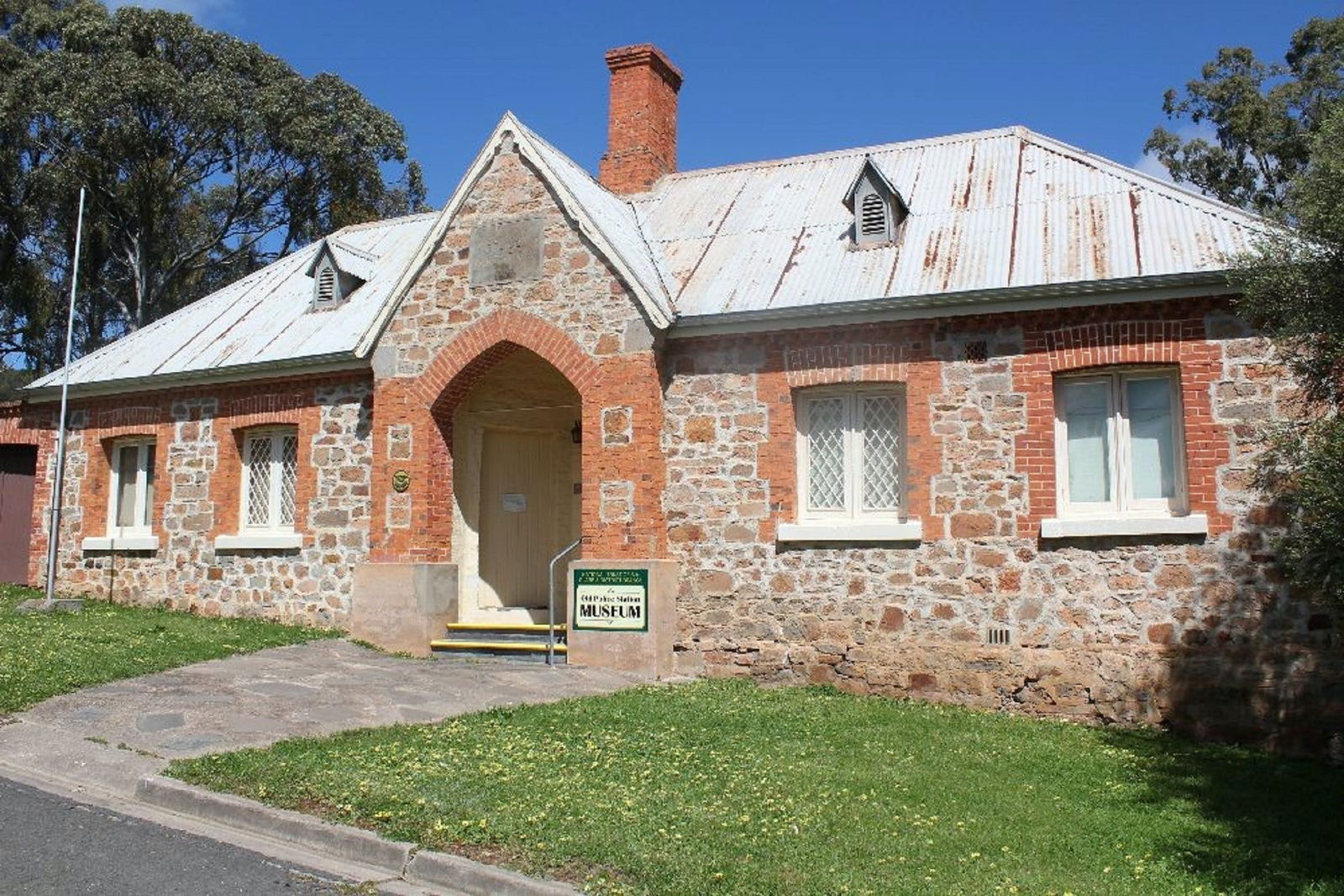 Benbournie SA Tourism Hervey Bay